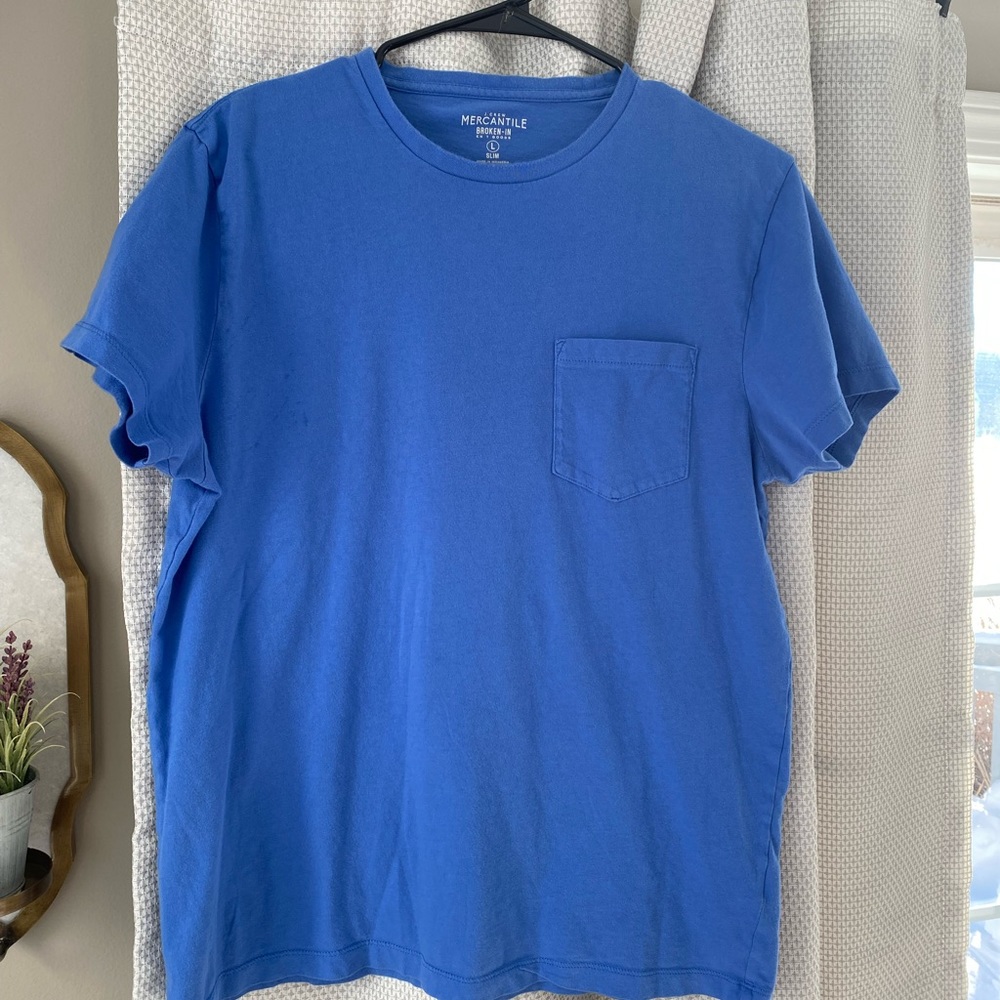 Men’s Large pocket t-shirt - J.Crew - a few spots (see pics)